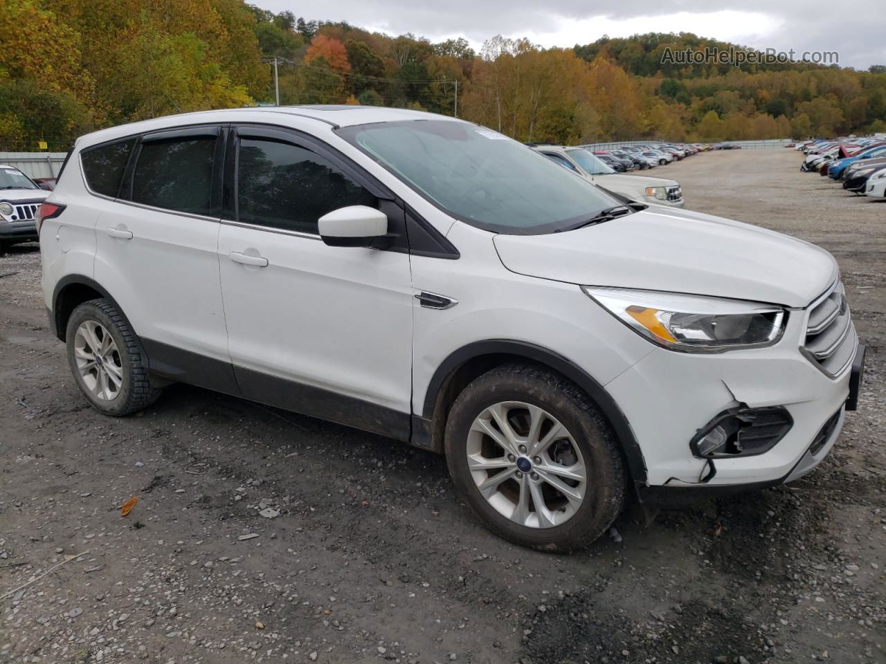 2017 Ford Escape Se White vin: 1FMCU9GD4HUE33030