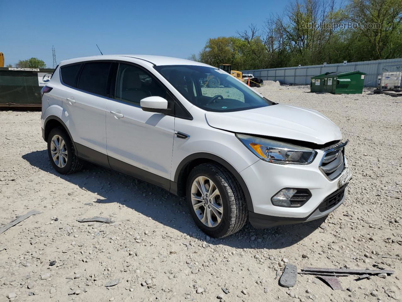 2017 Ford Escape Se White vin: 1FMCU9GD5HUB90585