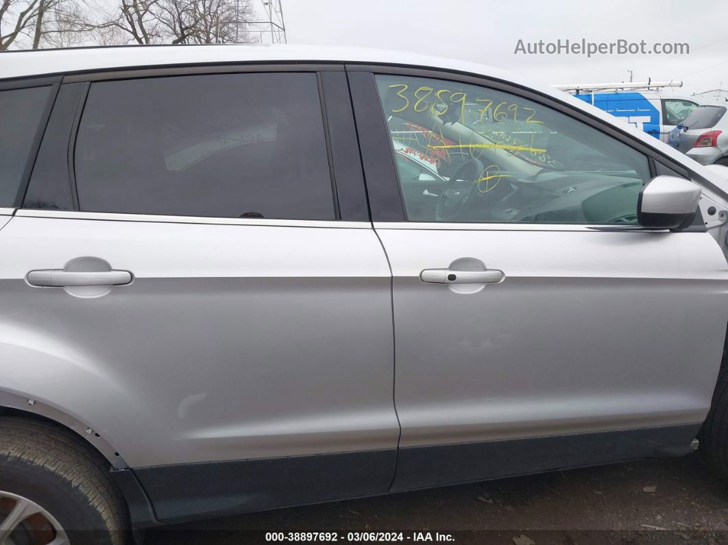 2019 Ford Escape Se Серебряный vin: 1FMCU9GD5KUA16751