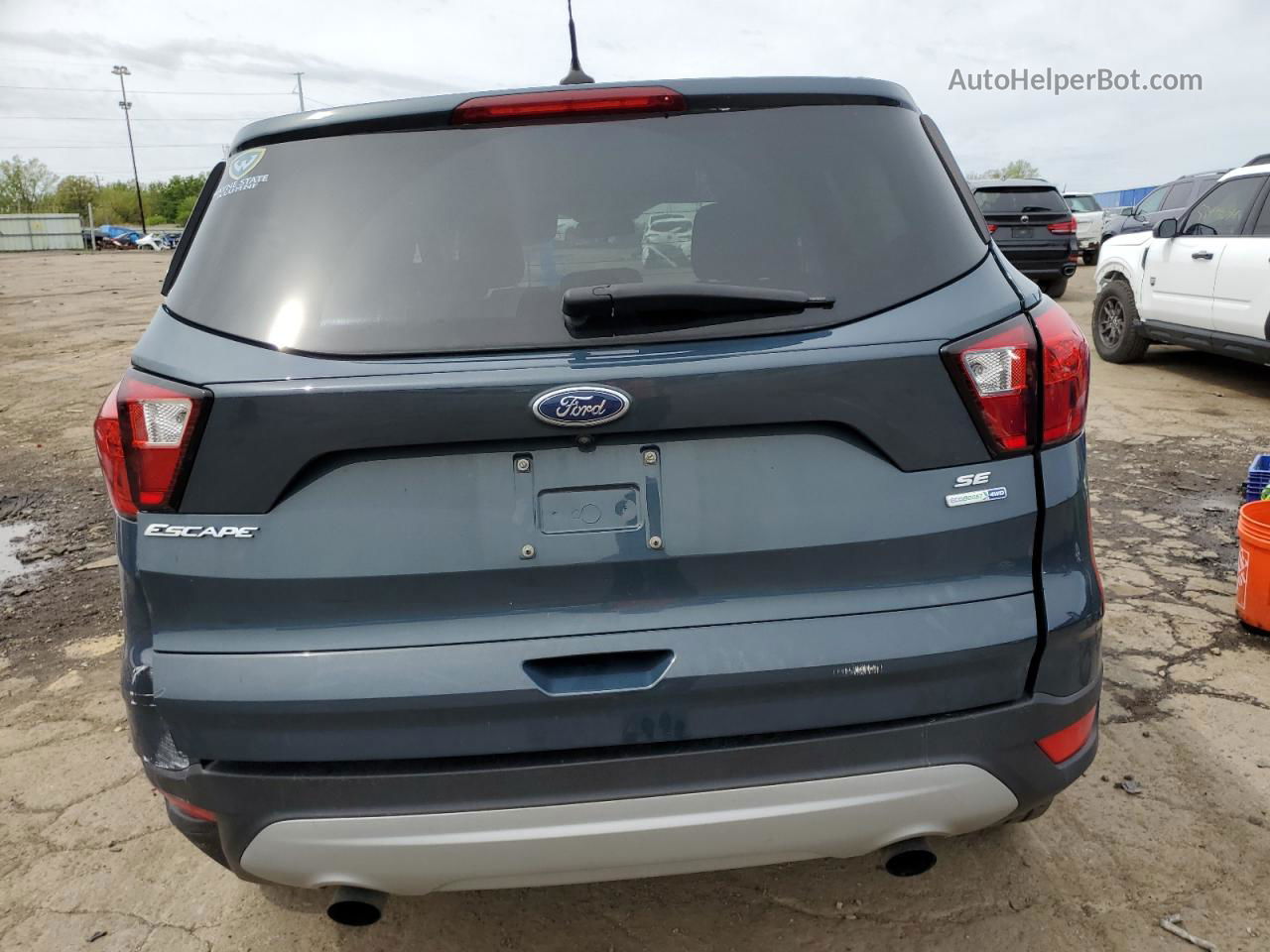 2019 Ford Escape Se Teal vin: 1FMCU9GD5KUA69756