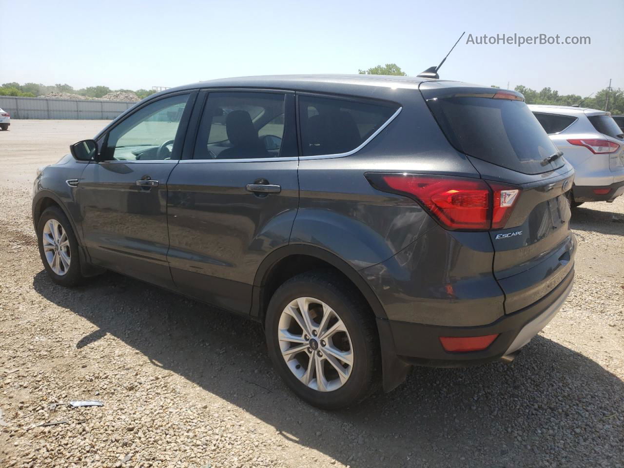 2019 Ford Escape Se Серый vin: 1FMCU9GD5KUB02562