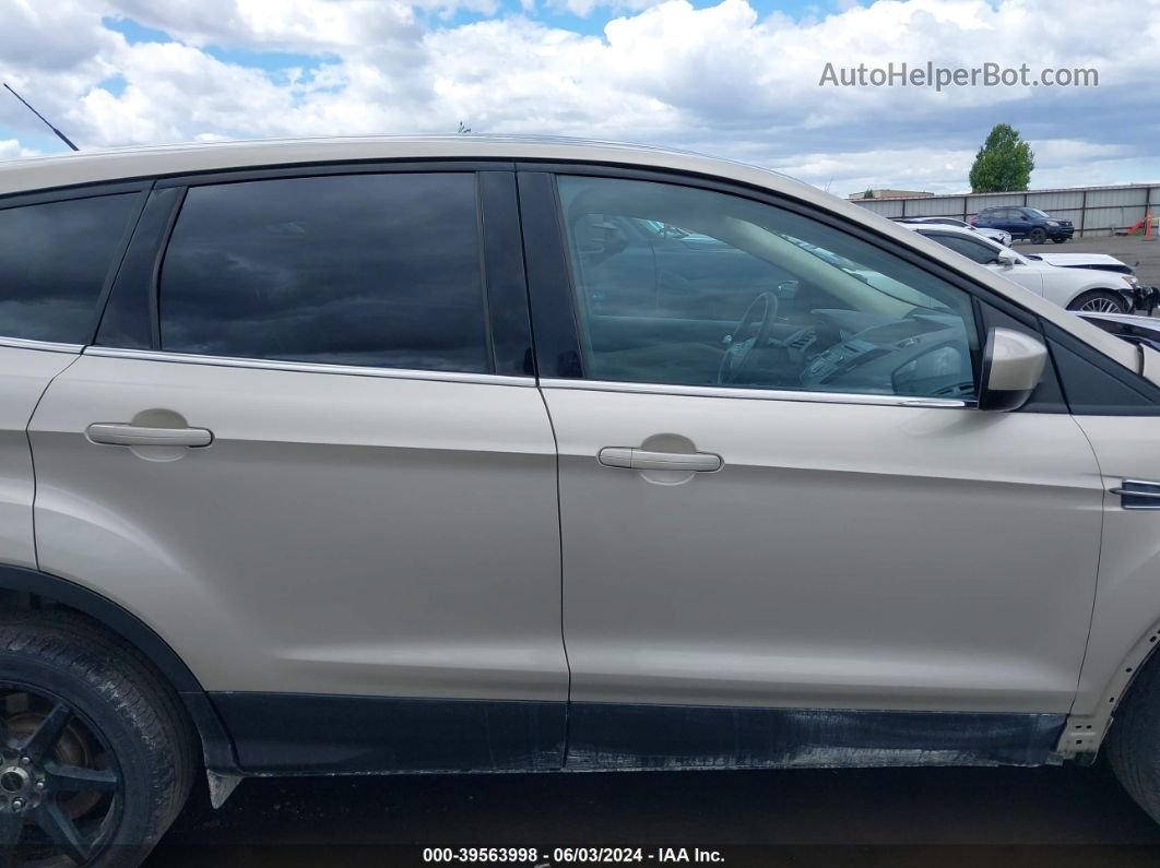 2017 Ford Escape Se Коричневый vin: 1FMCU9GD6HUC88508