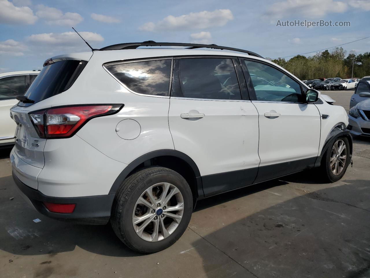 2017 Ford Escape Se White vin: 1FMCU9GD6HUD23533