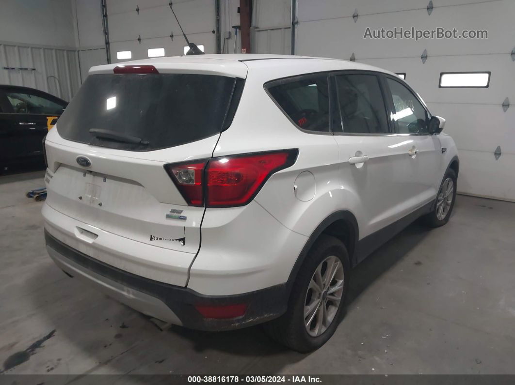 2019 Ford Escape Se Белый vin: 1FMCU9GD6KUB78145