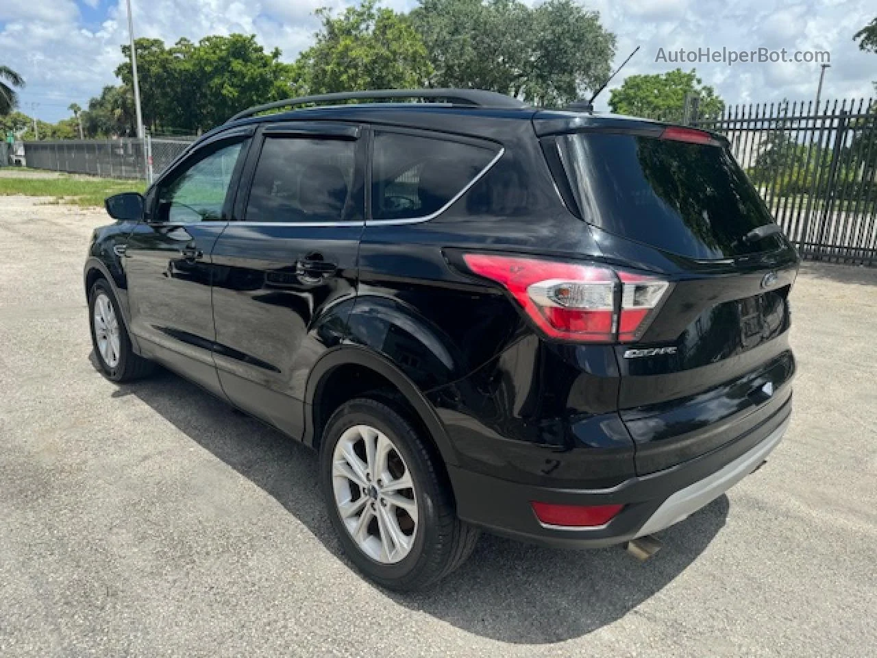 2017 Ford Escape Se Black vin: 1FMCU9GD7HUD01945