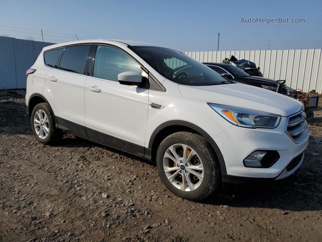 2017 Ford Escape Se White vin: 1FMCU9GD7HUE23172