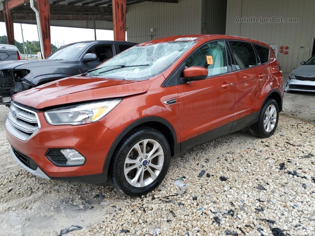 2019 Ford Escape Se Red vin: 1FMCU9GD7KUB56090
