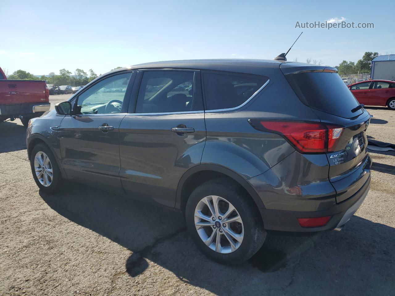 2019 Ford Escape Se Gray vin: 1FMCU9GD8KUA37917