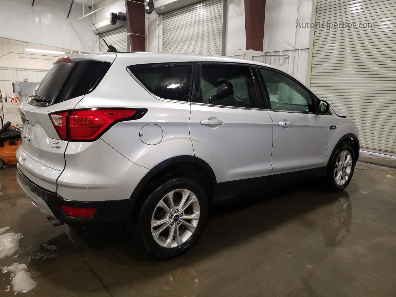 2019 Ford Escape Se Silver vin: 1FMCU9GD8KUC27443