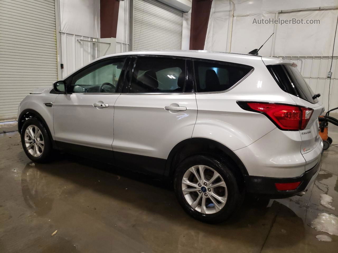 2019 Ford Escape Se Silver vin: 1FMCU9GD8KUC27443