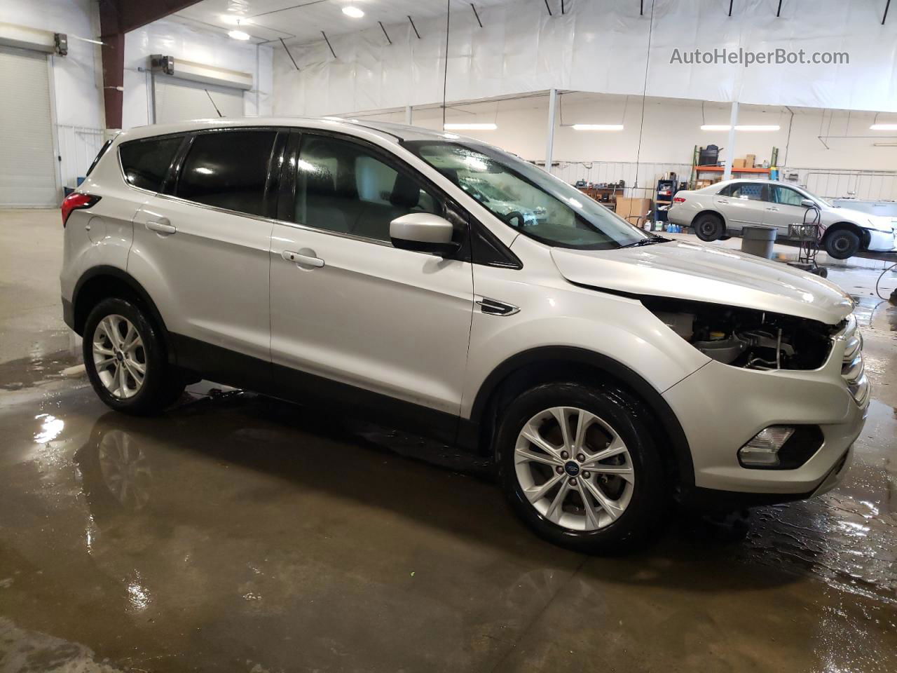 2019 Ford Escape Se Silver vin: 1FMCU9GD8KUC27443