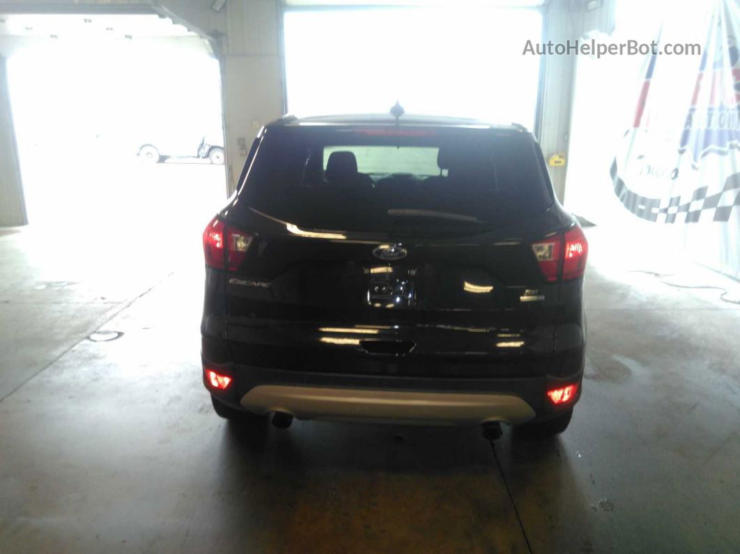 2019 Ford Escape Se Unknown vin: 1FMCU9GD9KUB65826