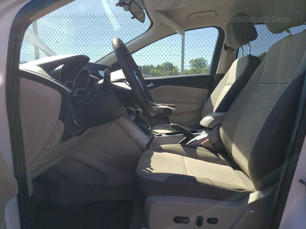 2014 Ford Escape Se Белый vin: 1FMCU9GX2EUD84433