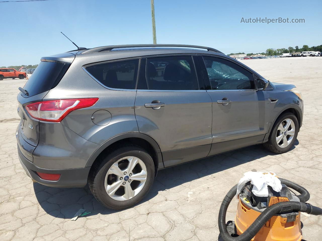 2014 Ford Escape Se Серебряный vin: 1FMCU9GX5EUD67111