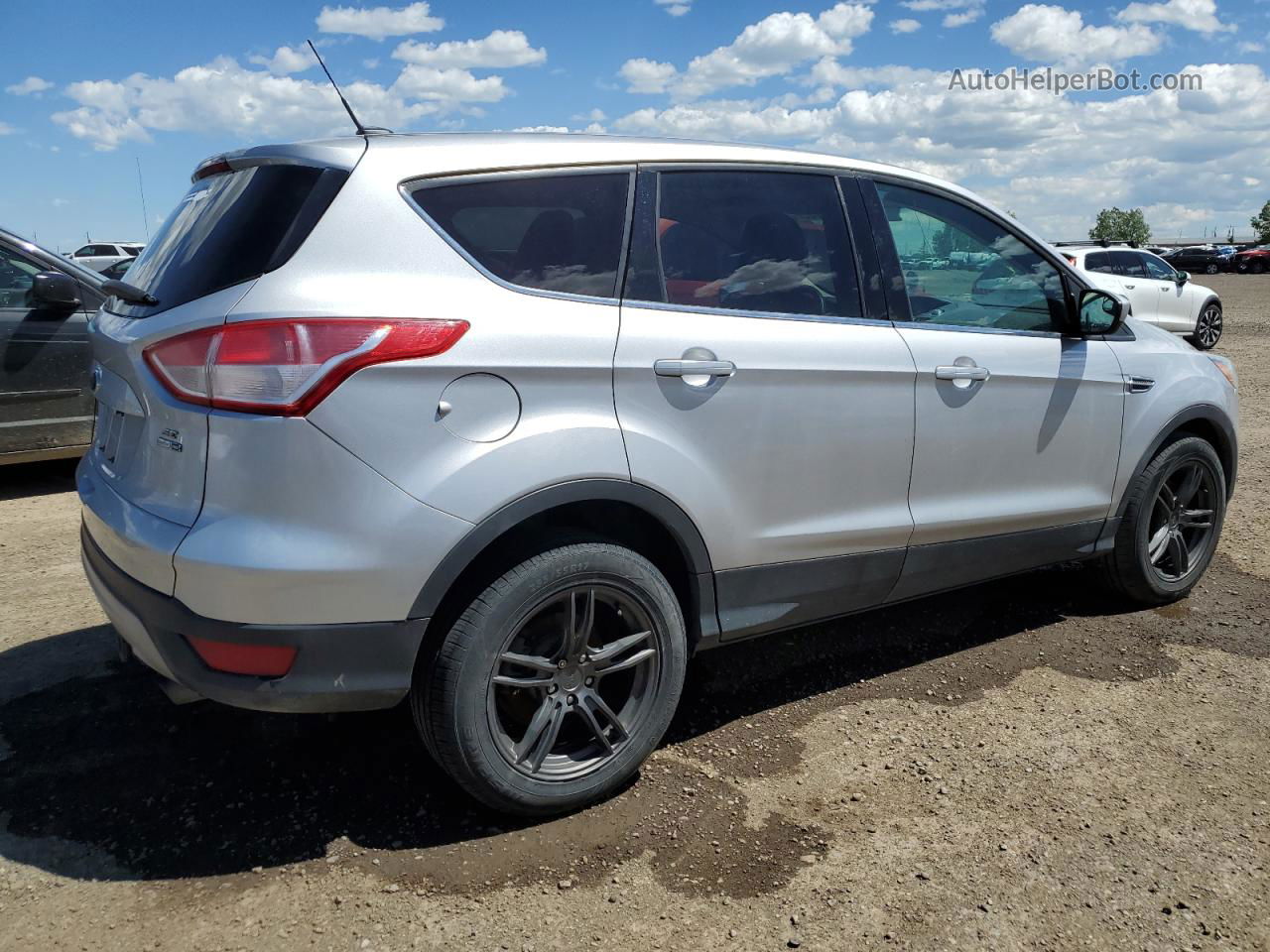 2015 Ford Escape Se Серебряный vin: 1FMCU9GX7FUC70378