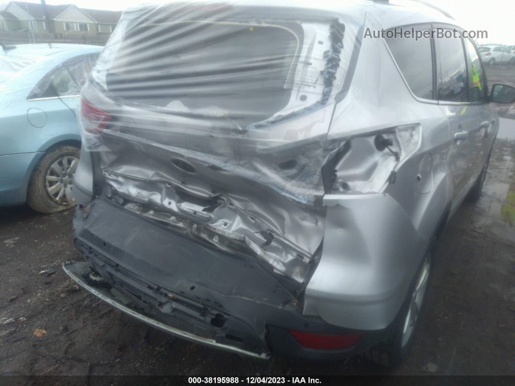 2016 Ford Escape Se Серебряный vin: 1FMCU9GX8GUB02203