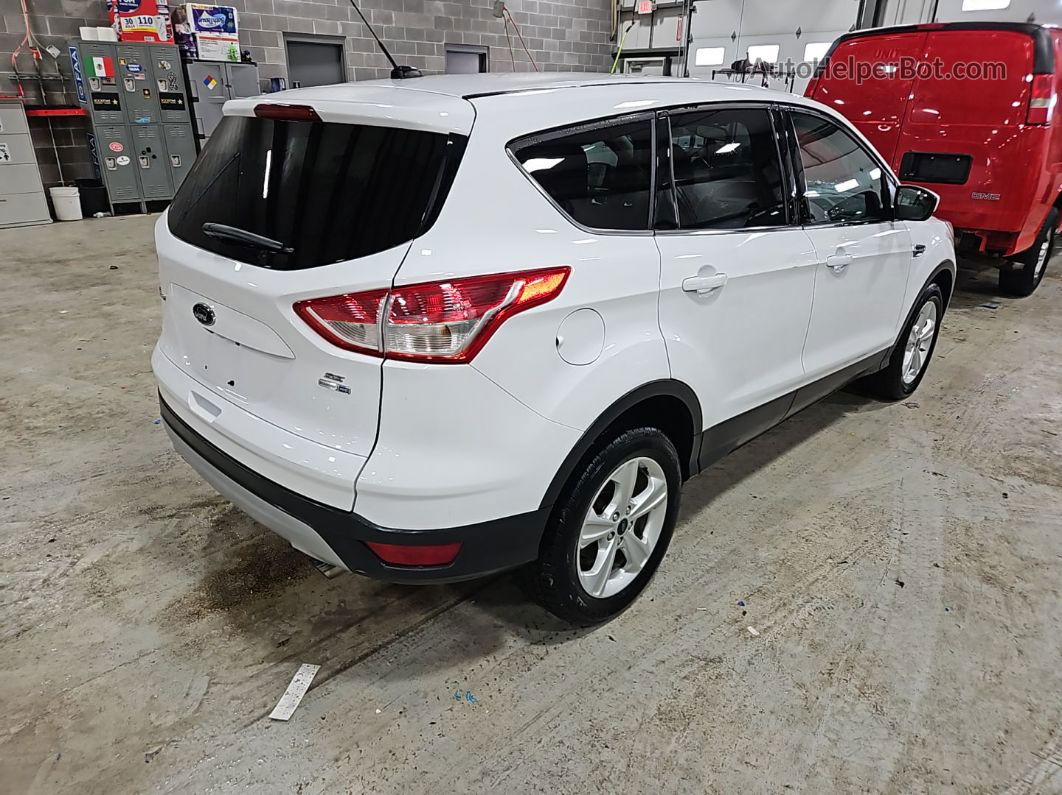 2016 Ford Escape Se vin: 1FMCU9GXXGUC67895