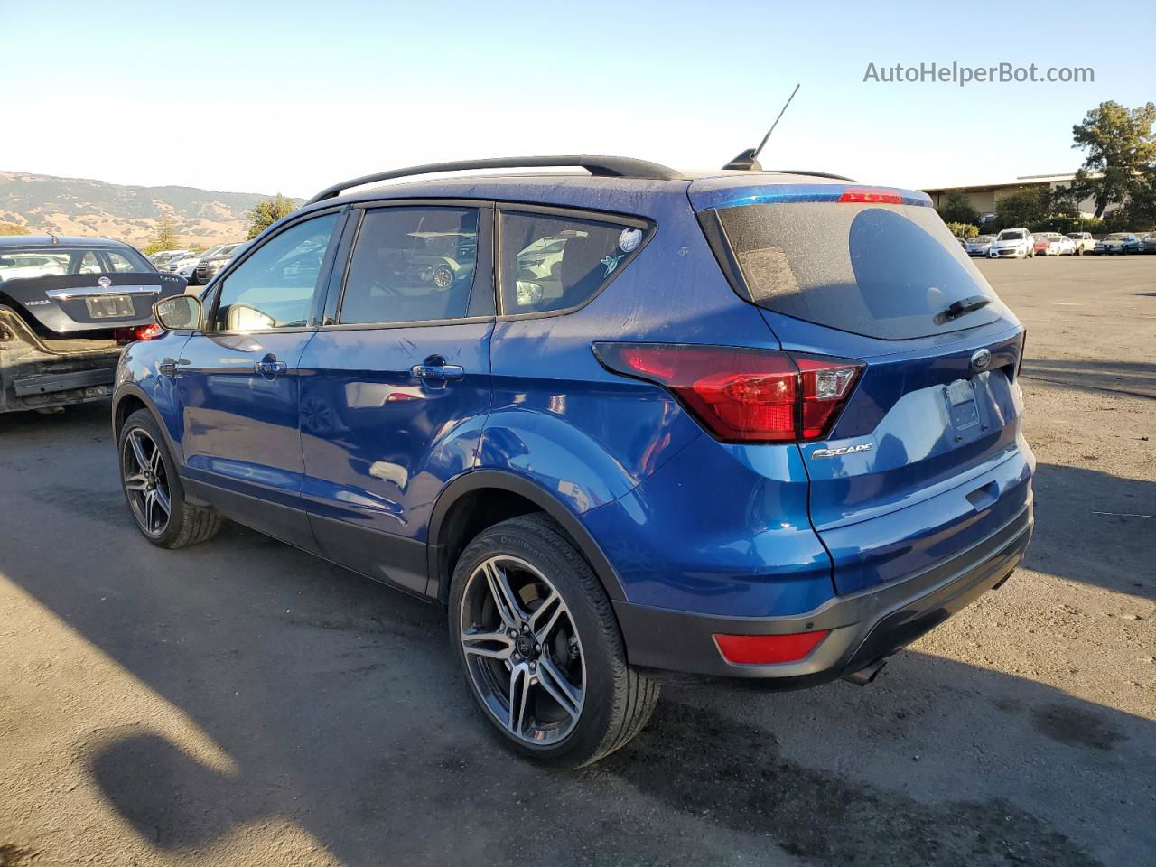 2019 Ford Escape Sel Синий vin: 1FMCU9HD8KUC58075