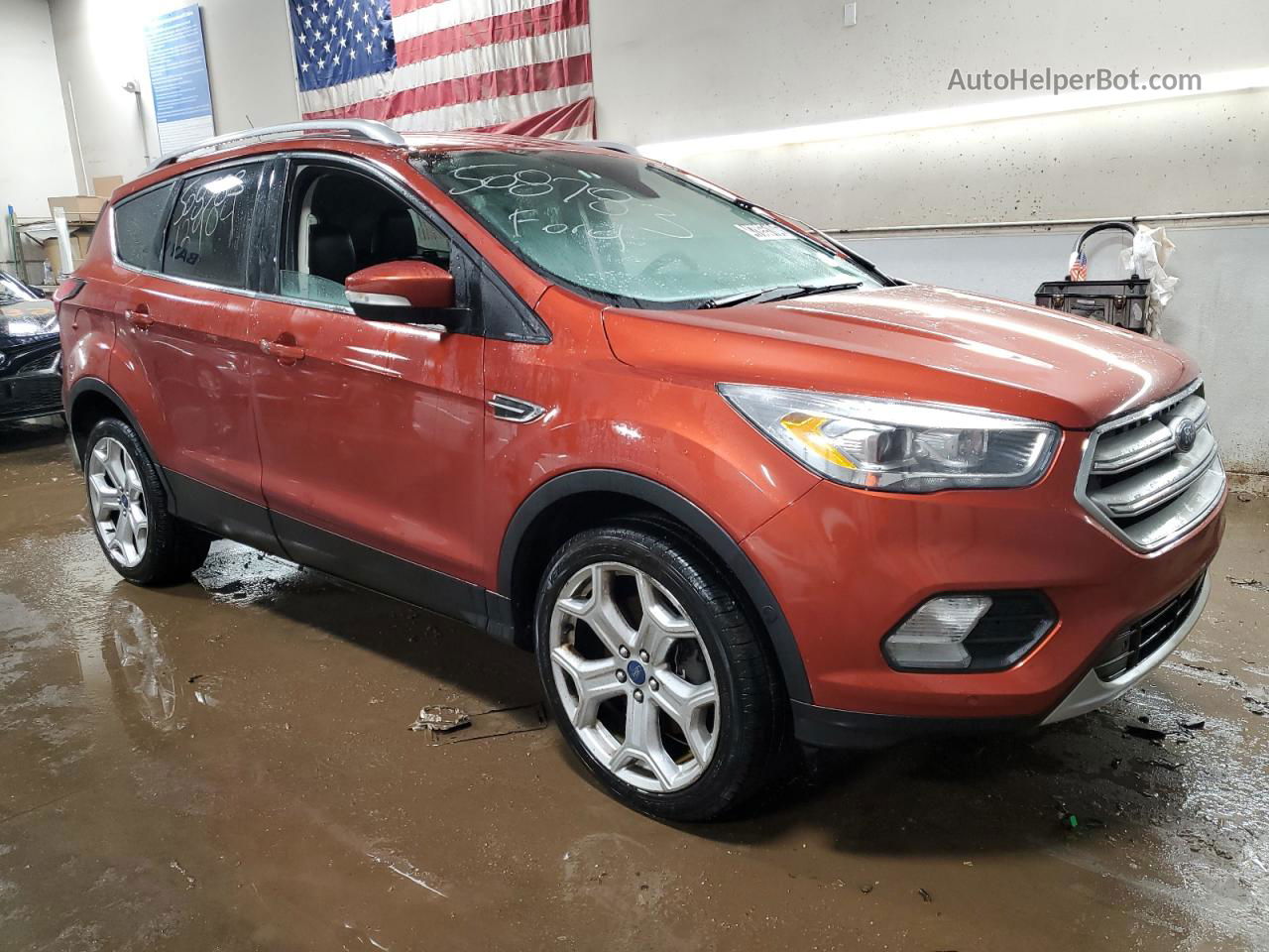 2019 Ford Escape Titanium Оранжевый vin: 1FMCU9J90KUC50560