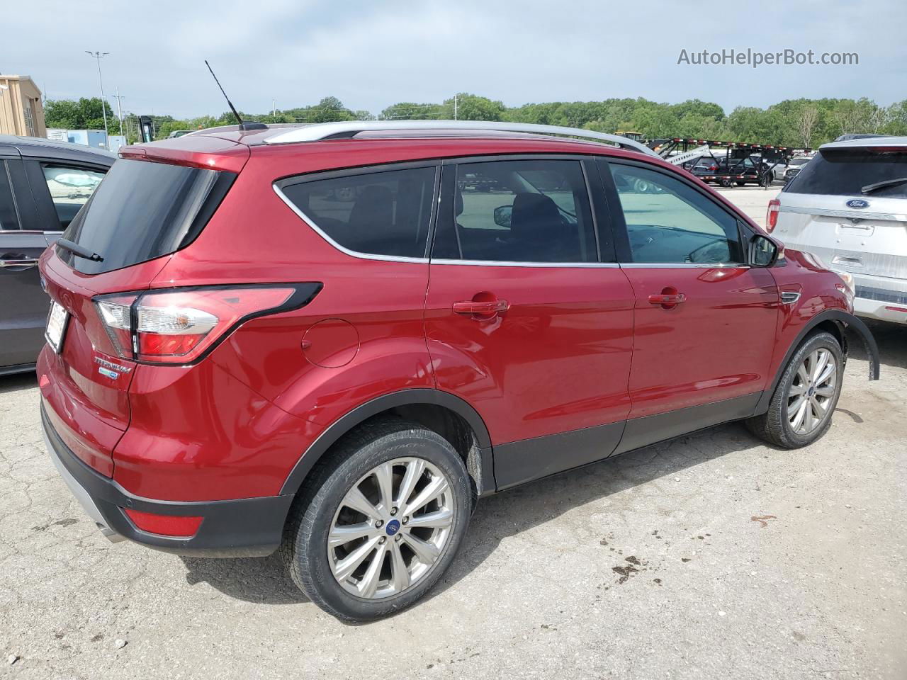 2017 Ford Escape Titanium Красный vin: 1FMCU9J92HUE31765