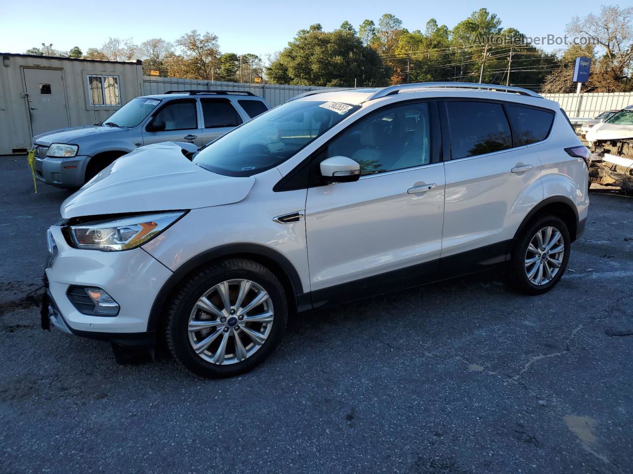 2017 Ford Escape Titanium White vin: 1FMCU9J94HUE54559