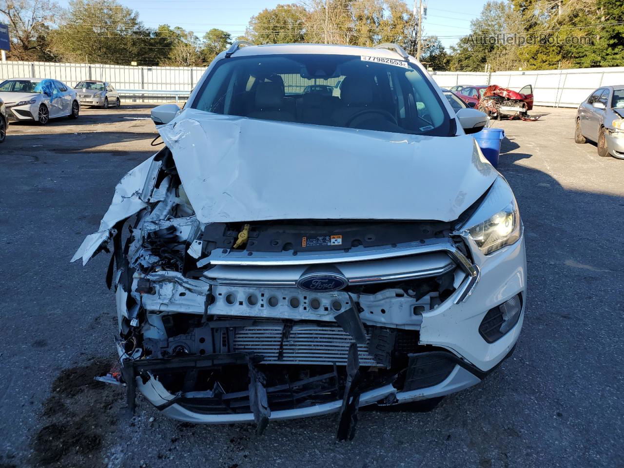 2017 Ford Escape Titanium White vin: 1FMCU9J94HUE54559