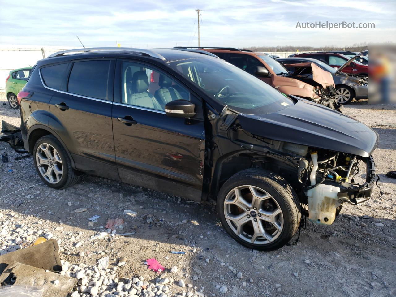 2019 Ford Escape Titanium Black vin: 1FMCU9J95KUC24732