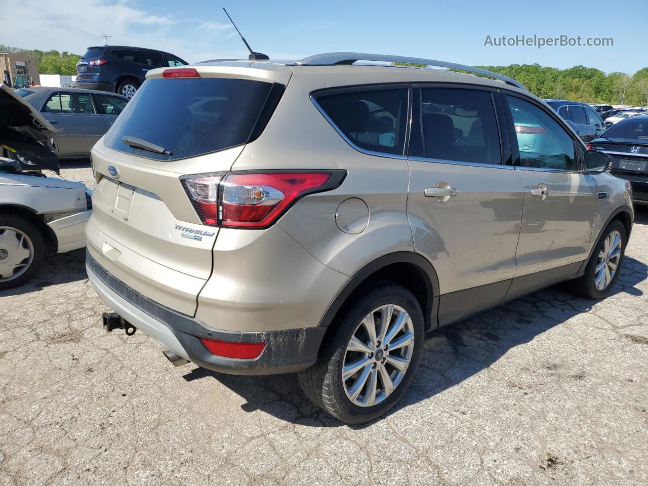 2017 Ford Escape Titanium White vin: 1FMCU9J97HUA97006