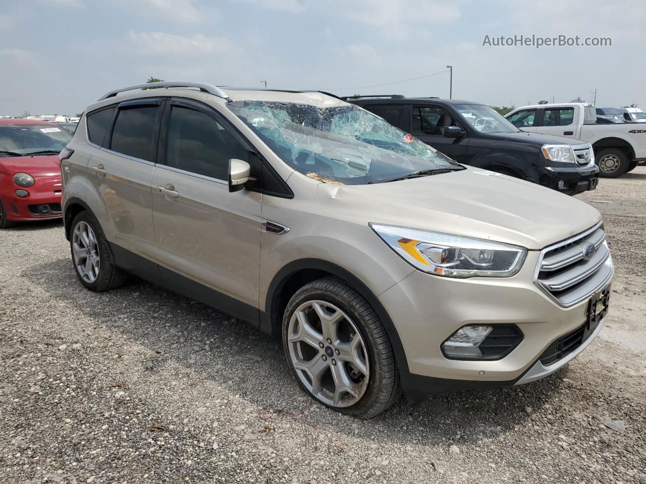 2017 Ford Escape Titanium Cream vin: 1FMCU9J98HUD86282