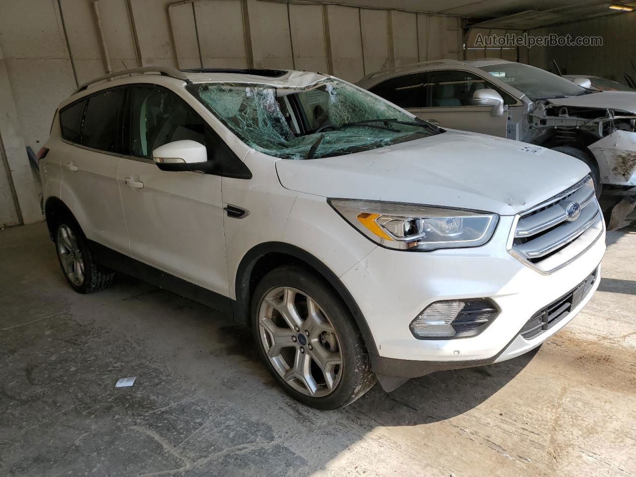 2019 Ford Escape Titanium White vin: 1FMCU9J98KUC30492