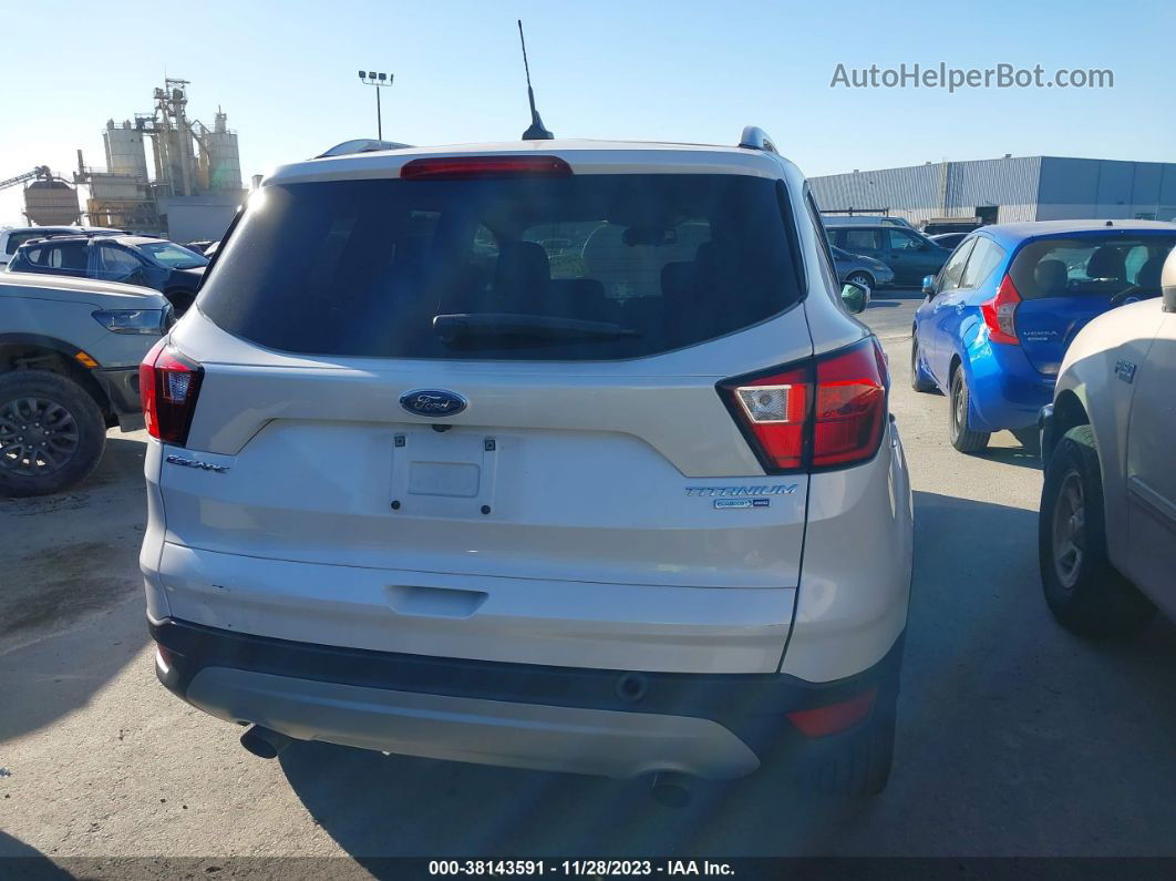 2019 Ford Escape Titanium White vin: 1FMCU9J99KUC05245