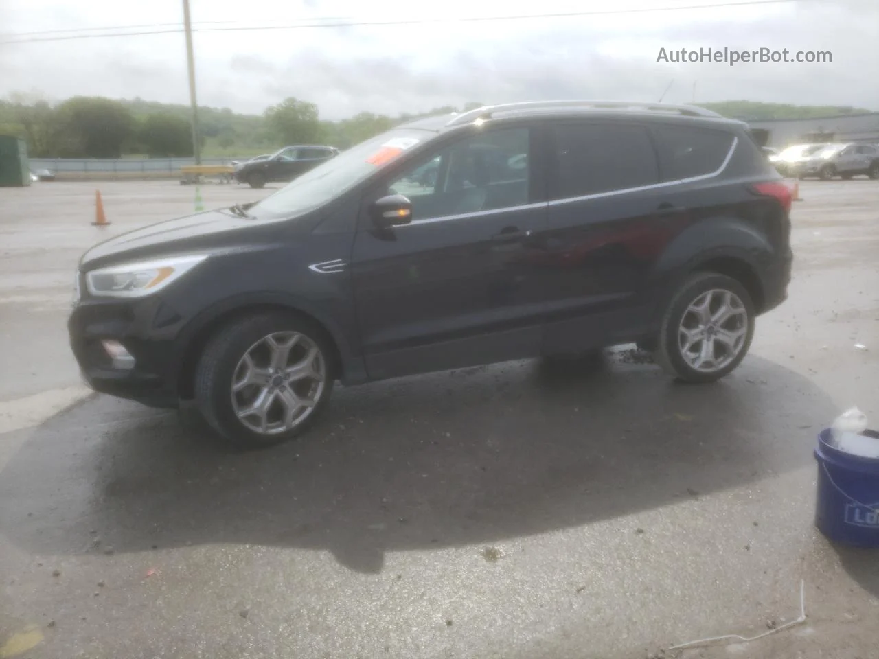 2019 Ford Escape Titanium Черный vin: 1FMCU9J99KUC30596