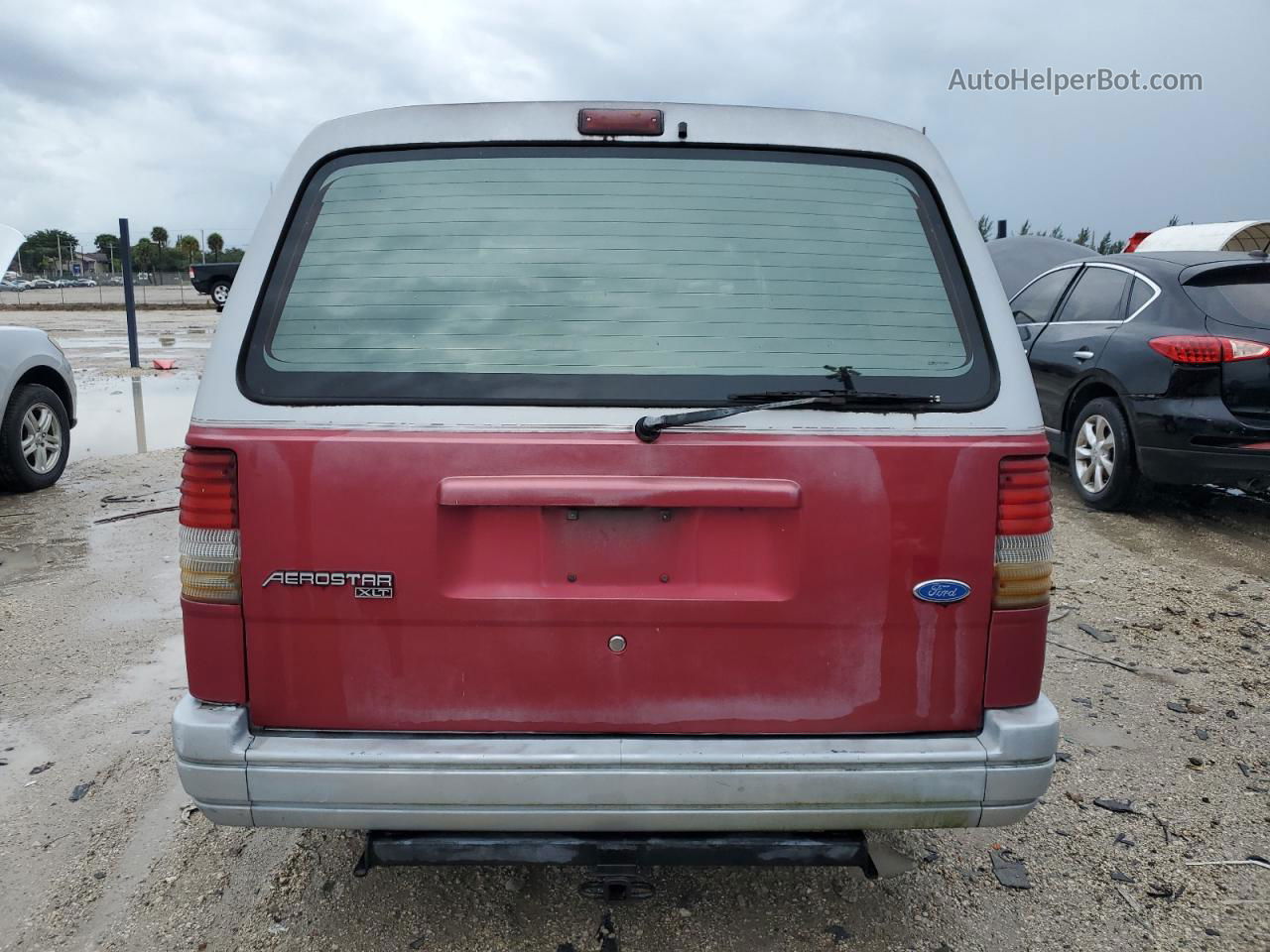 1996 Ford Aerostar  Red vin: 1FMDA31X2TZB85465