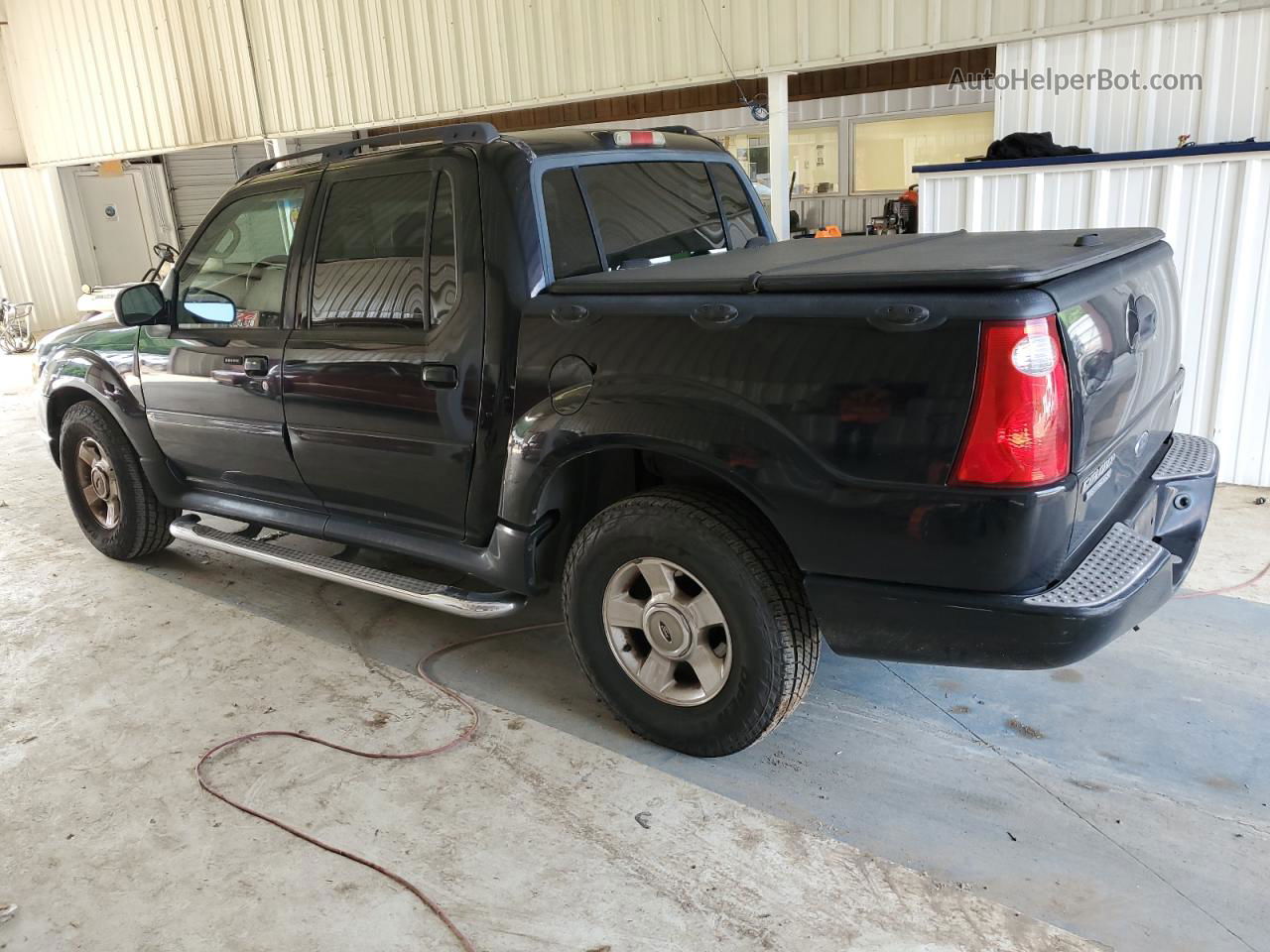 2005 Ford Explorer Sport Trac  Black vin: 1FMDU67K55UB46003