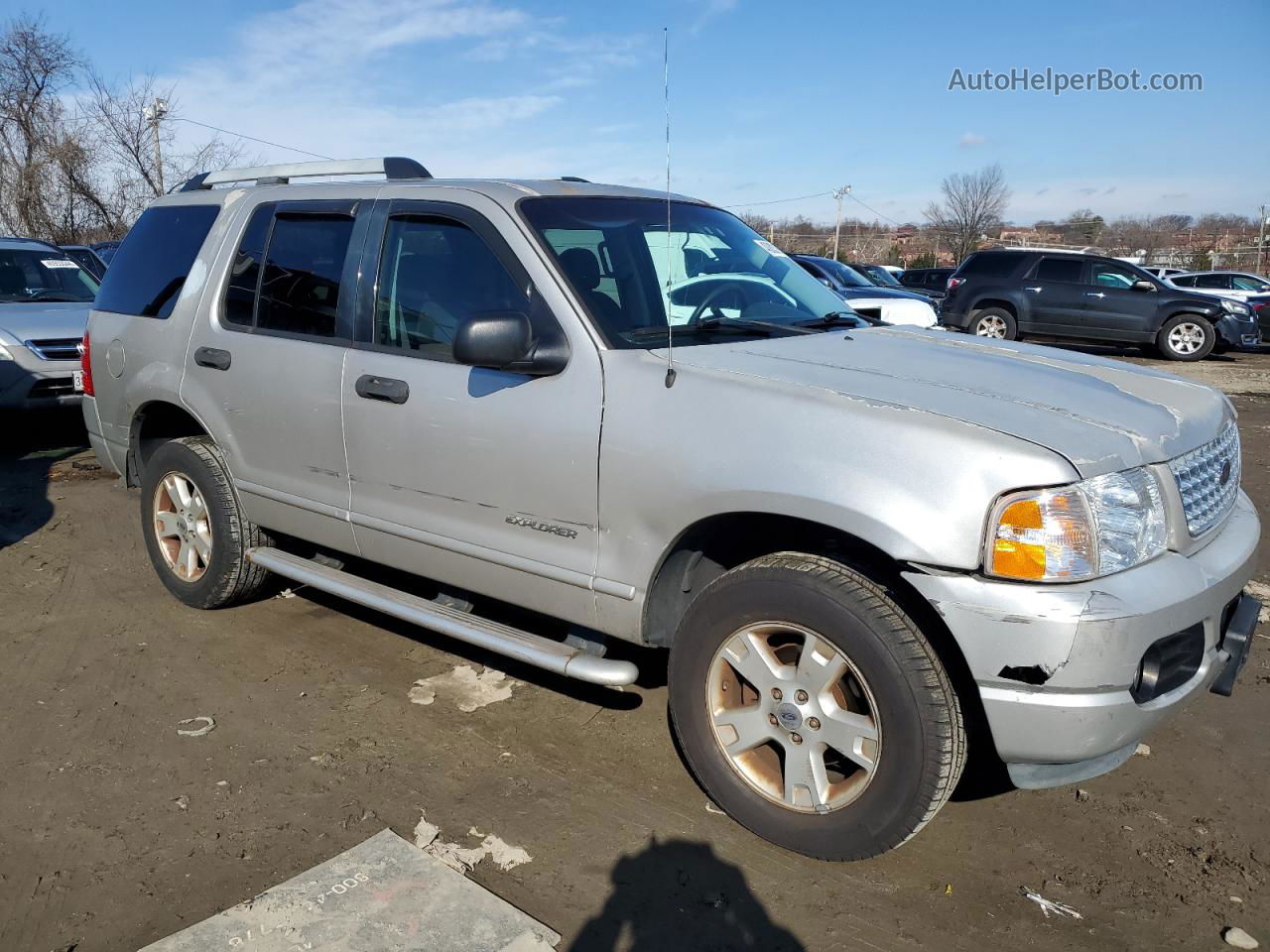 2005 Ford Explorer Xlt Silver vin: 1FMDU73W65UB87934