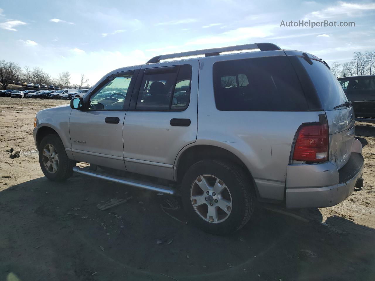 2005 Ford Explorer Xlt Silver vin: 1FMDU73W65UB87934