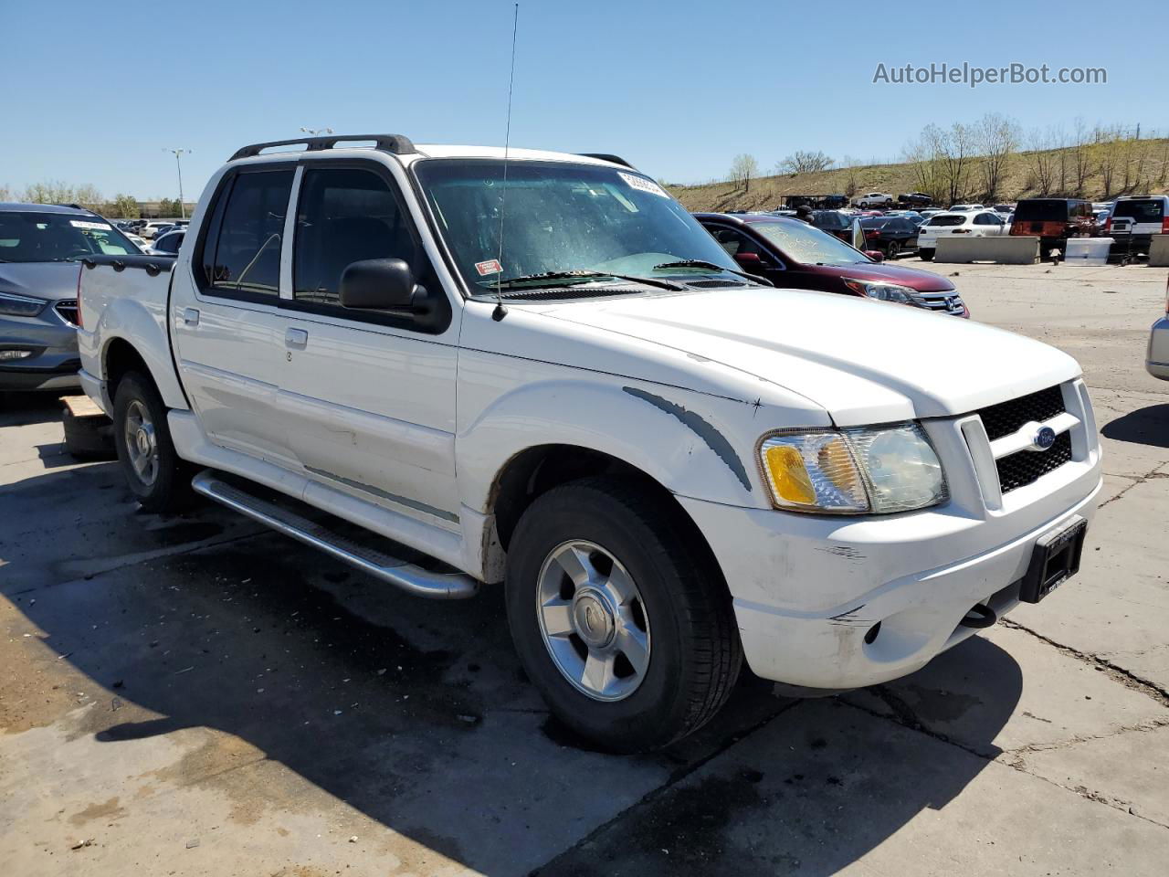 2005 Ford Explorer Sport Trac  White vin: 1FMDU77K15UB60292