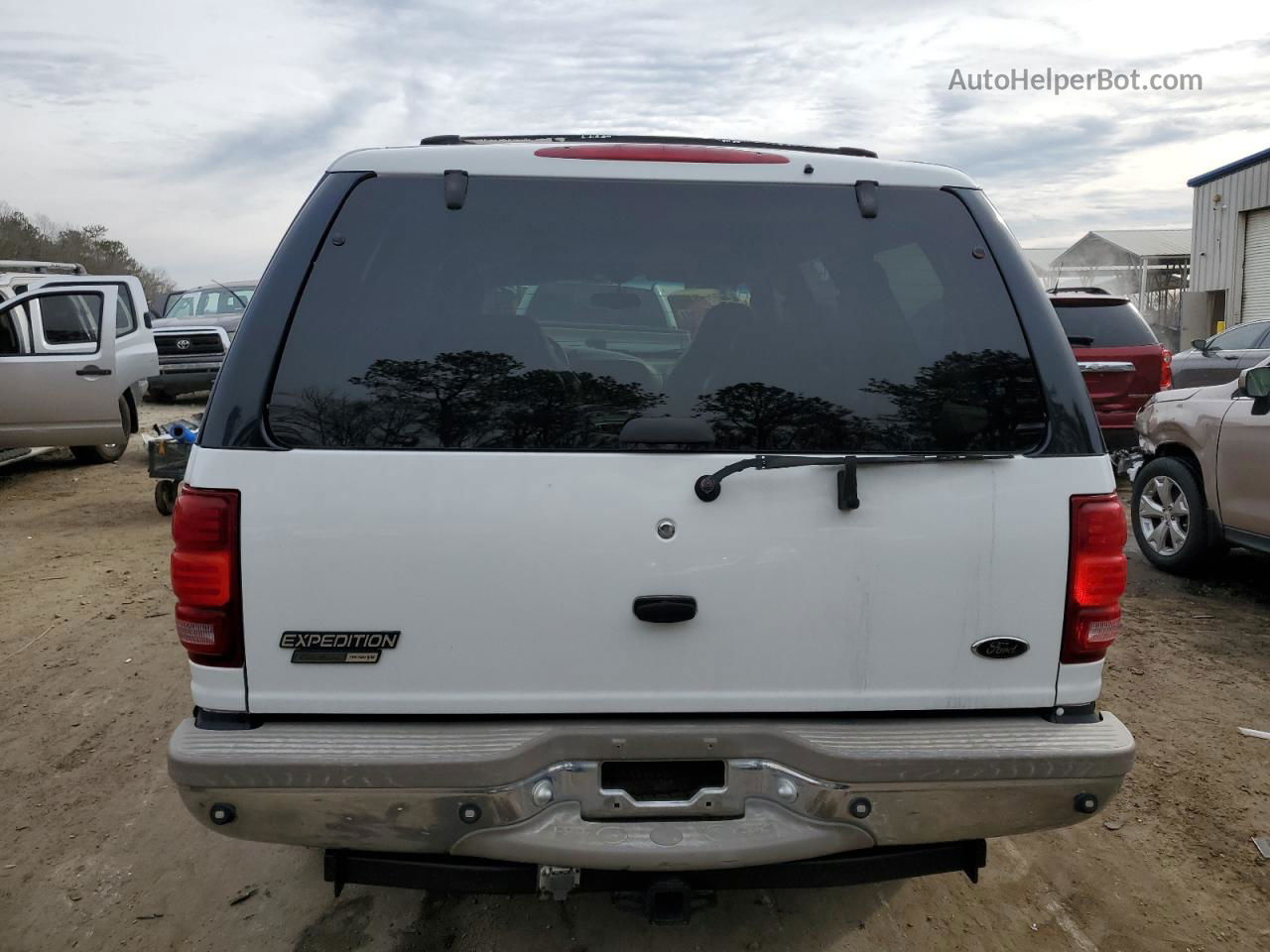 2001 Ford Expedition Eddie Bauer White vin: 1FMEU17LX1LB49091