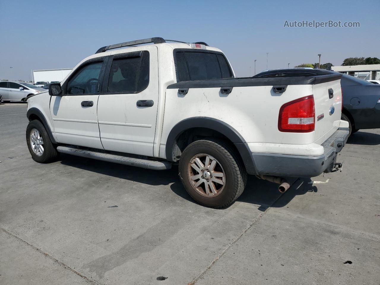 2010 Ford Explorer Sport Trac Xlt White vin: 1FMEU3BE5AUA00280