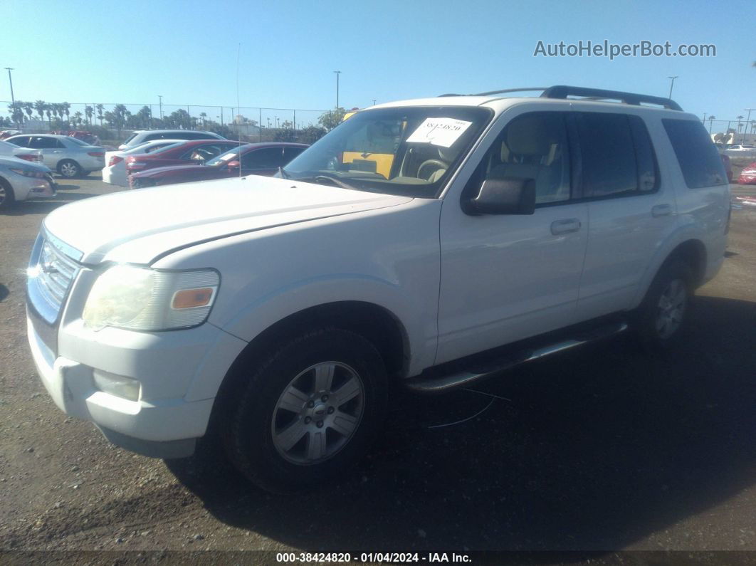 2010 Ford Explorer Xlt White vin: 1FMEU6DE0AUA43374