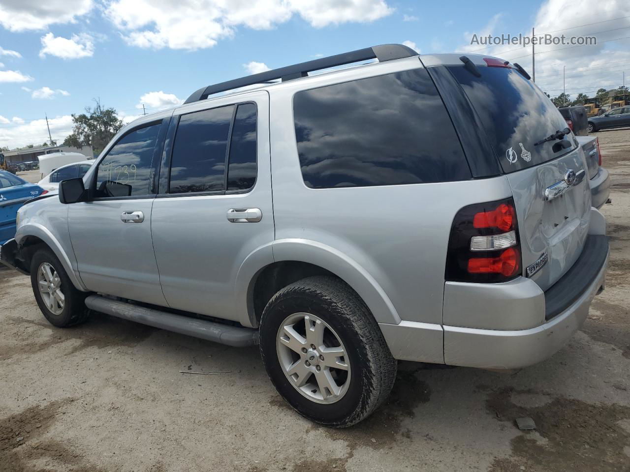 2010 Ford Explorer Xlt Silver vin: 1FMEU6DE1AUA92213