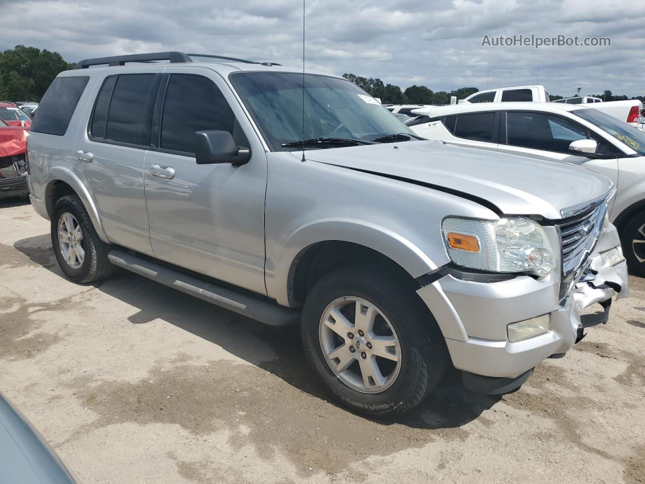 2010 Ford Explorer Xlt Silver vin: 1FMEU6DE1AUA92213