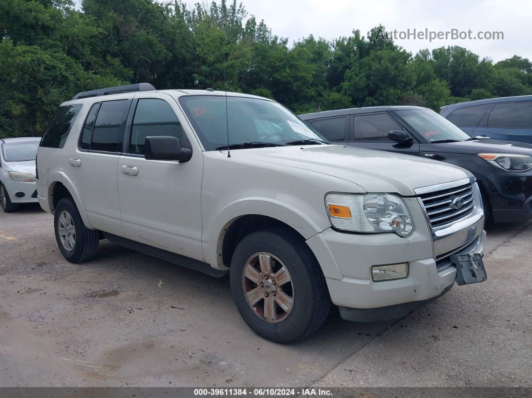 2010 Ford Explorer Xlt White vin: 1FMEU6DE8AUA43879