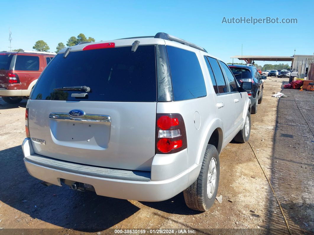 2010 Ford Explorer Xlt Silver vin: 1FMEU6DEXAUA07661