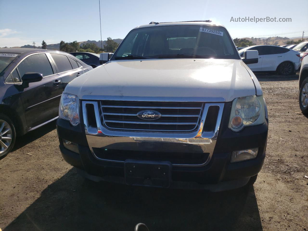 2010 Ford Explorer Eddie Bauer Two Tone vin: 1FMEU6EE5AUA88101