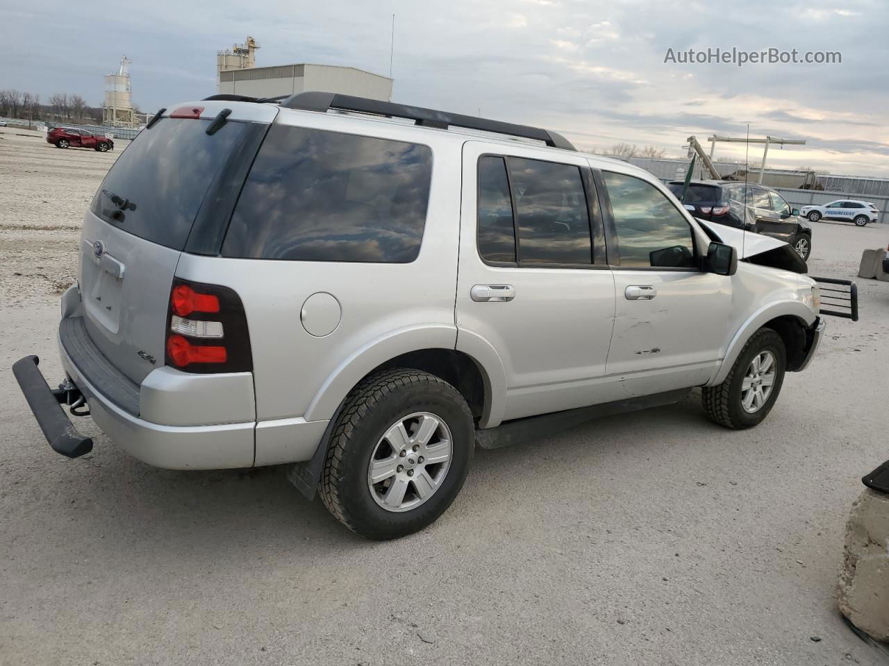 2010 Ford Explorer Xlt Silver vin: 1FMEU7DE1AUA64739