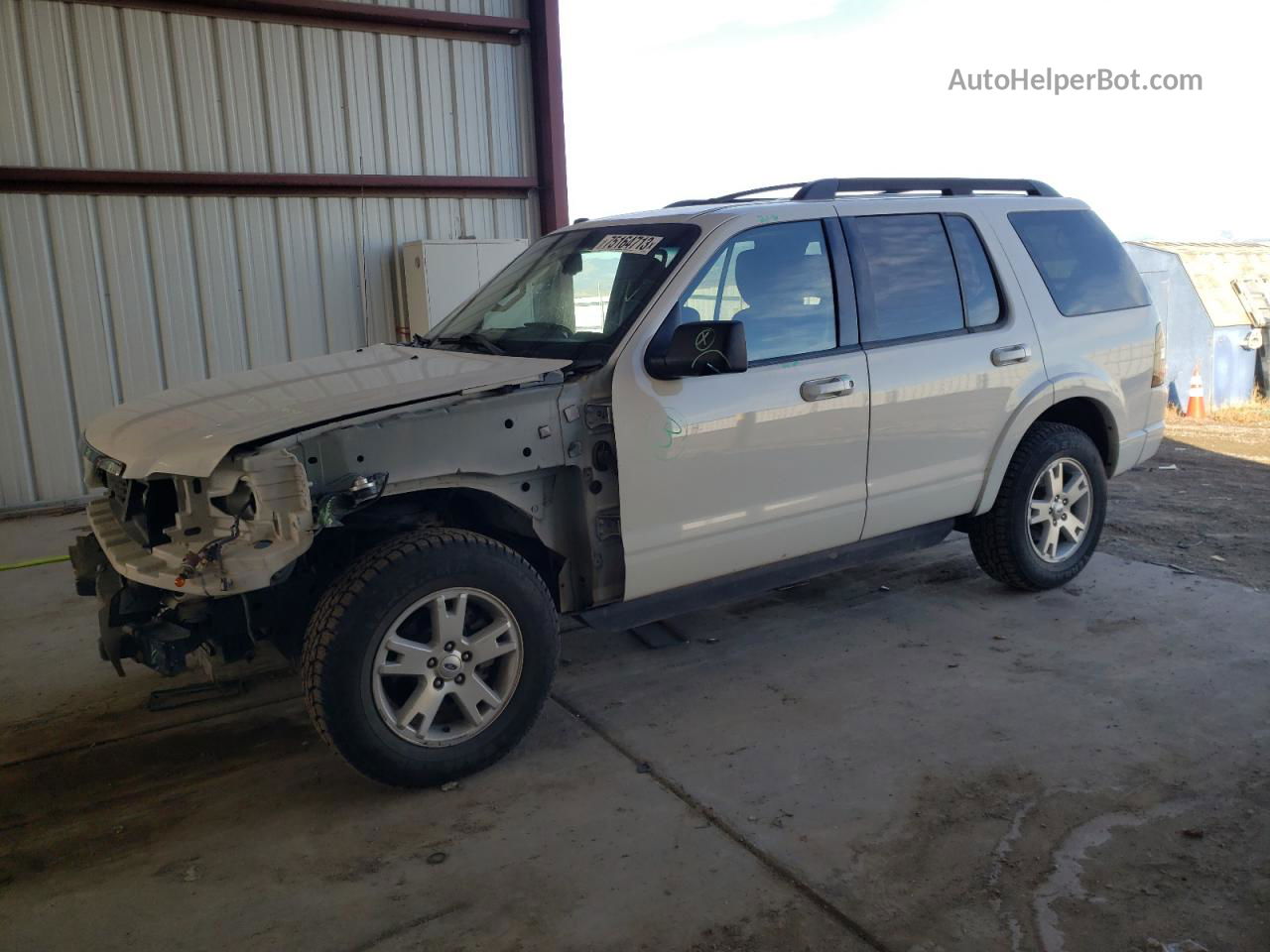 2010 Ford Explorer Xlt Белый vin: 1FMEU7DE1AUA80360