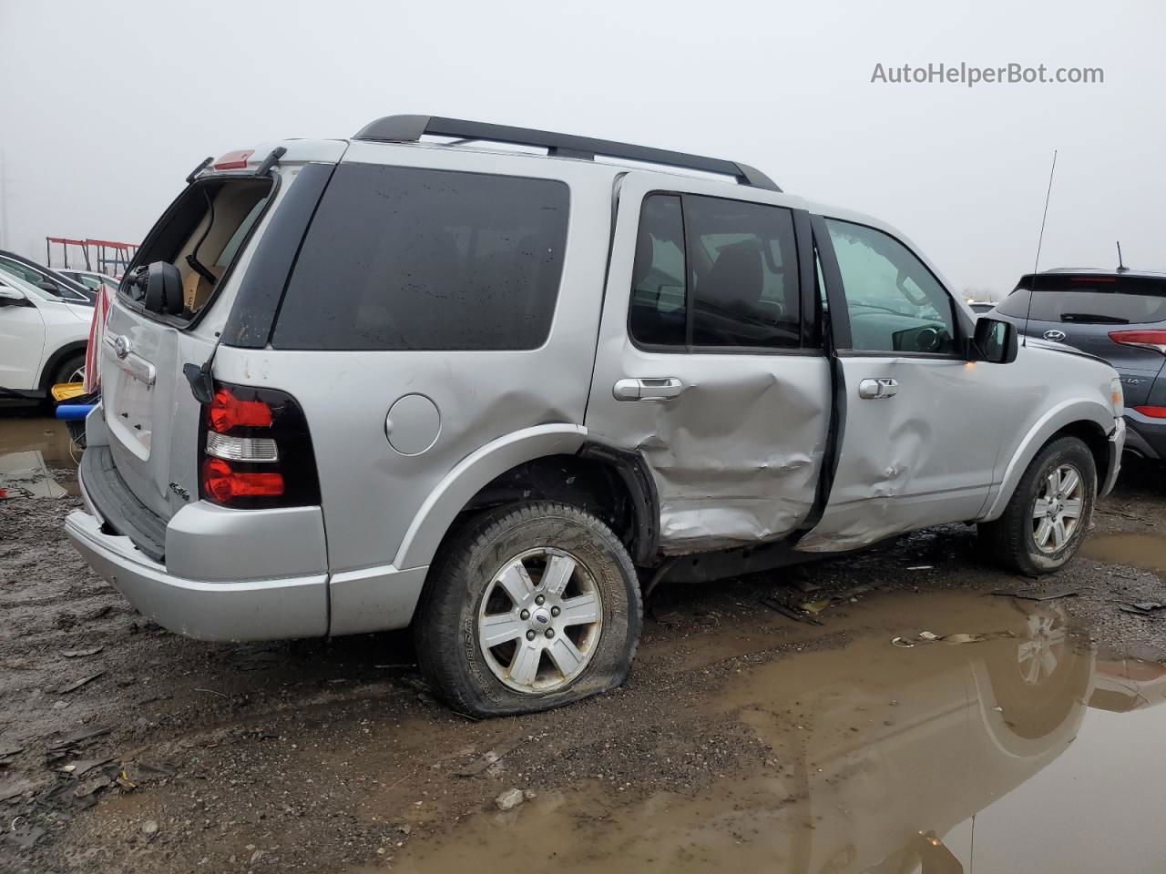 2010 Ford Explorer Xlt Silver vin: 1FMEU7DE1AUB02826