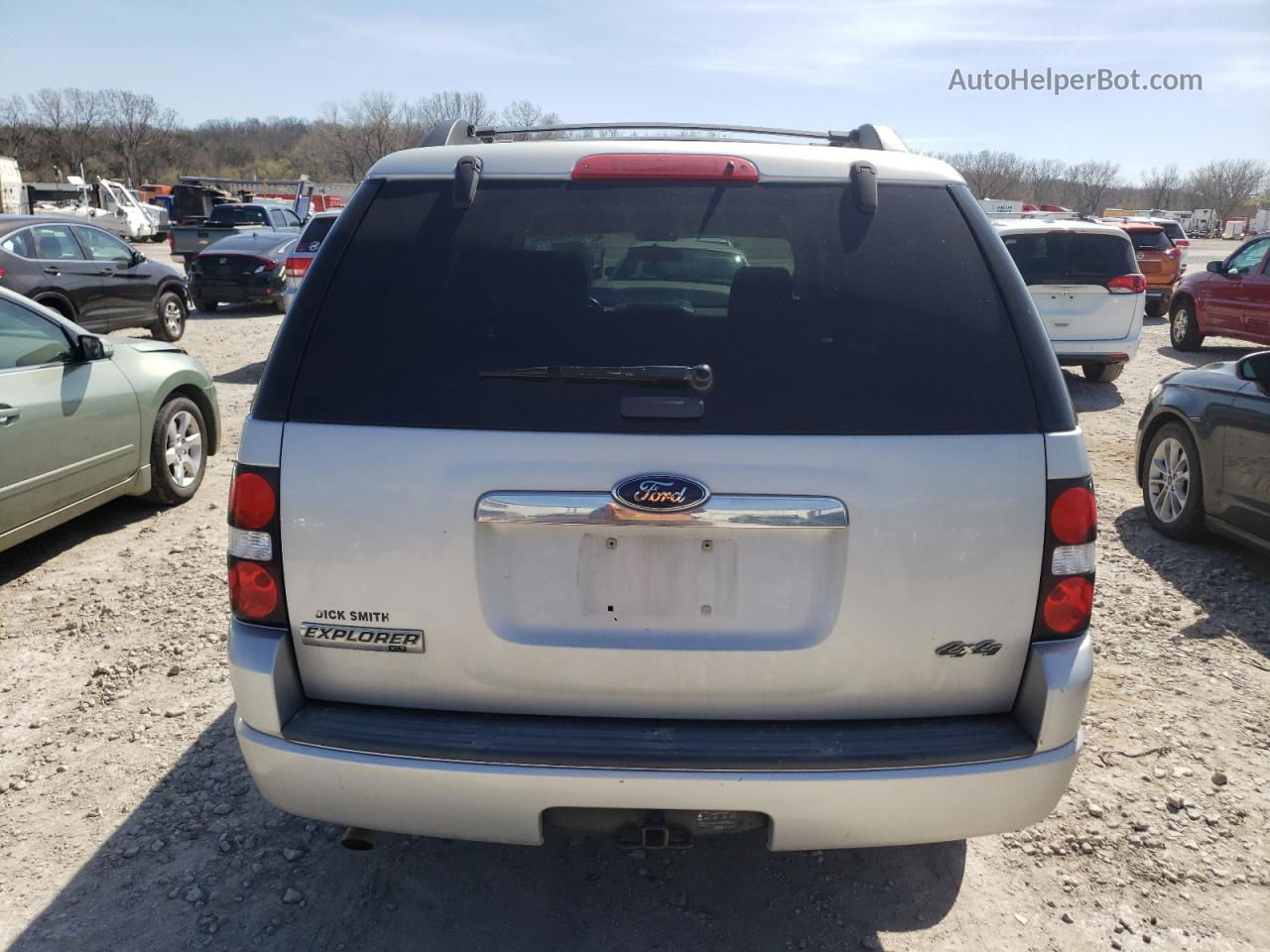 2010 Ford Explorer Xlt Silver vin: 1FMEU7DE2AUA23181