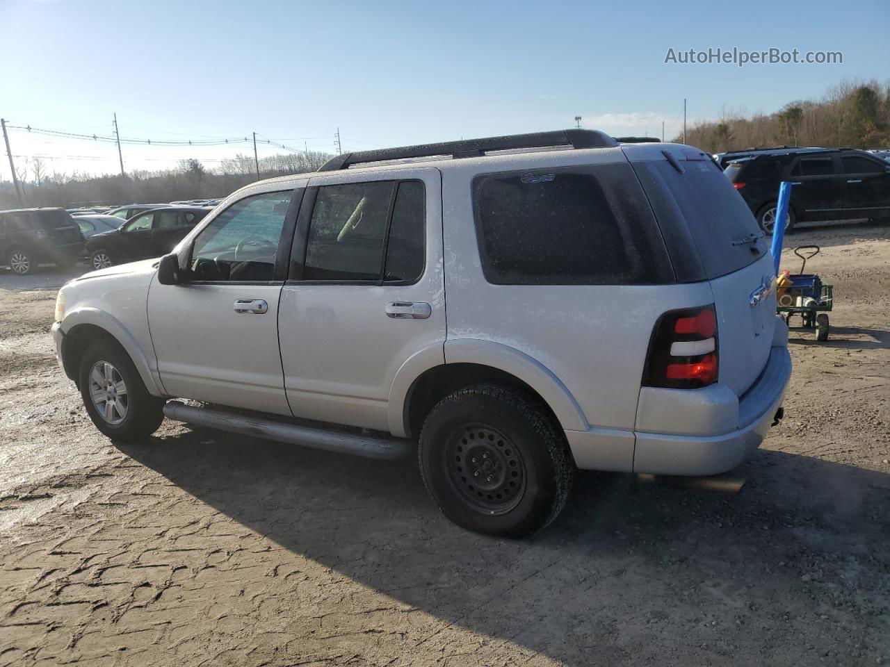 2010 Ford Explorer Xlt Silver vin: 1FMEU7DE2AUA42877